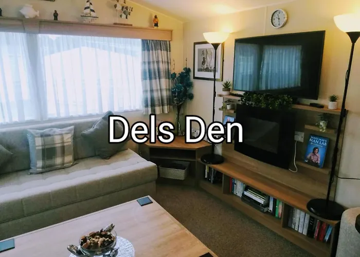 Del\'S Den Lakeside Weeley Bridge