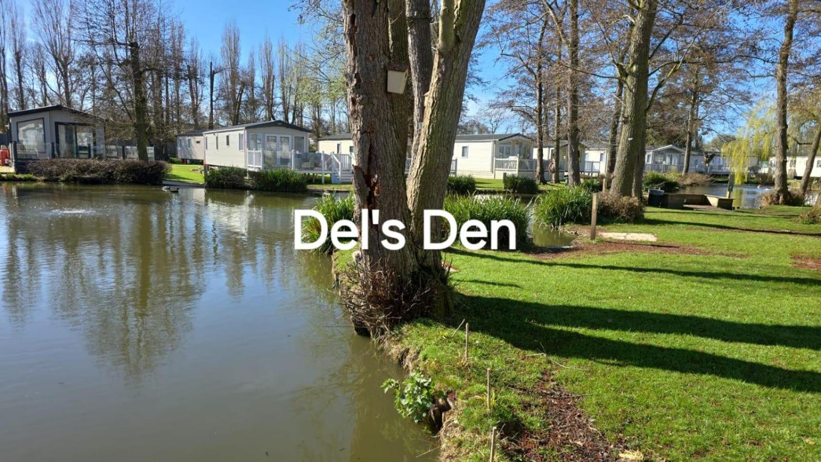 Del's Den Lakeside Bridge *